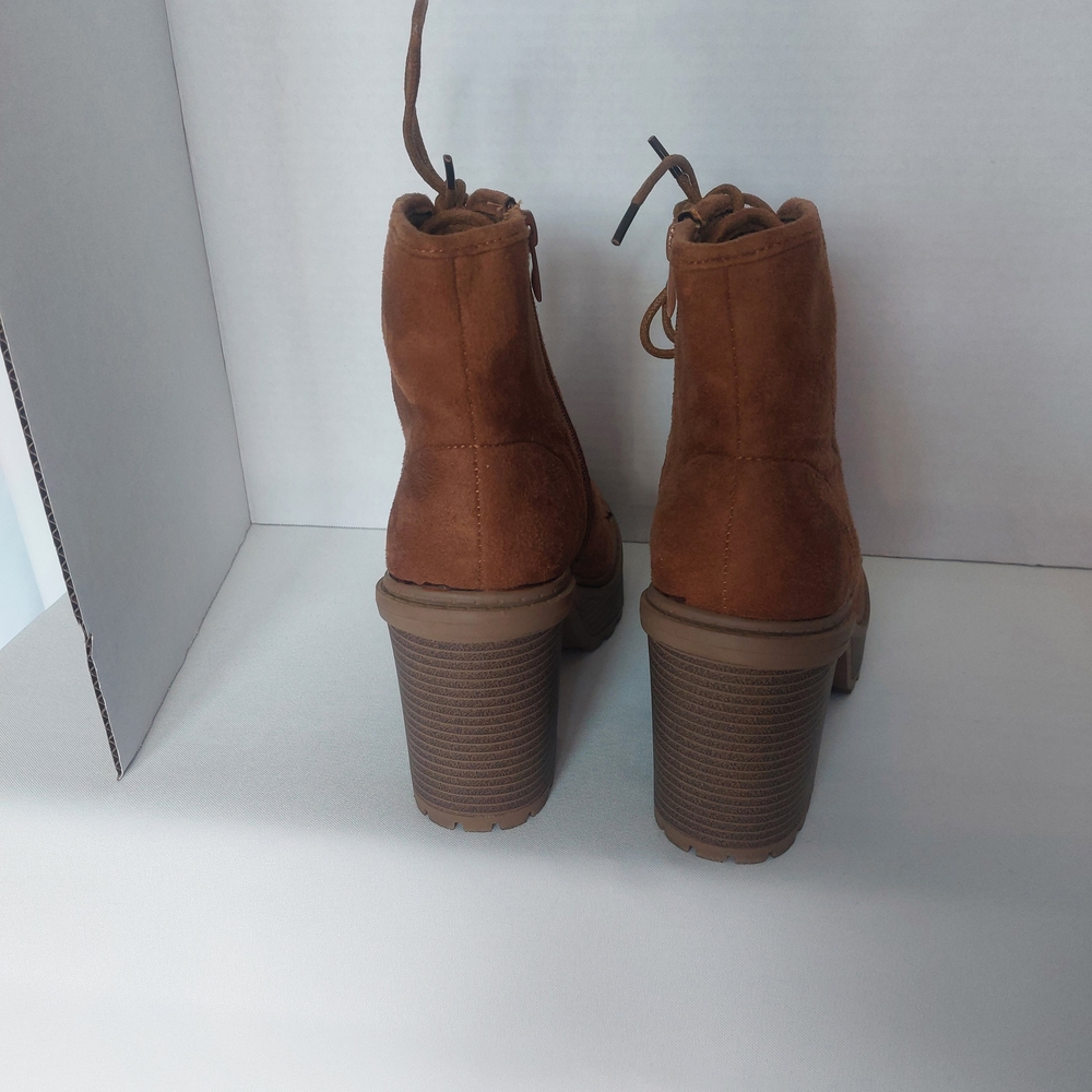 Forever Women's Brown Lace-Up Ankle Boots‎ Size 6 - Picture 2 of 8
